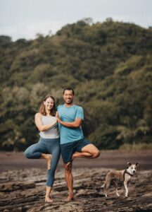 Yoga panama, Maya Davis, Edwin Davis, online yoga classes, yoga community, personal attention yoga