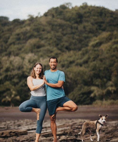 Yoga panama, Maya Davis, Edwin Davis, online yoga classes, yoga community, personal attention yoga